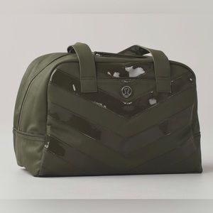 Lululemon — Urban Sanctuary Bag